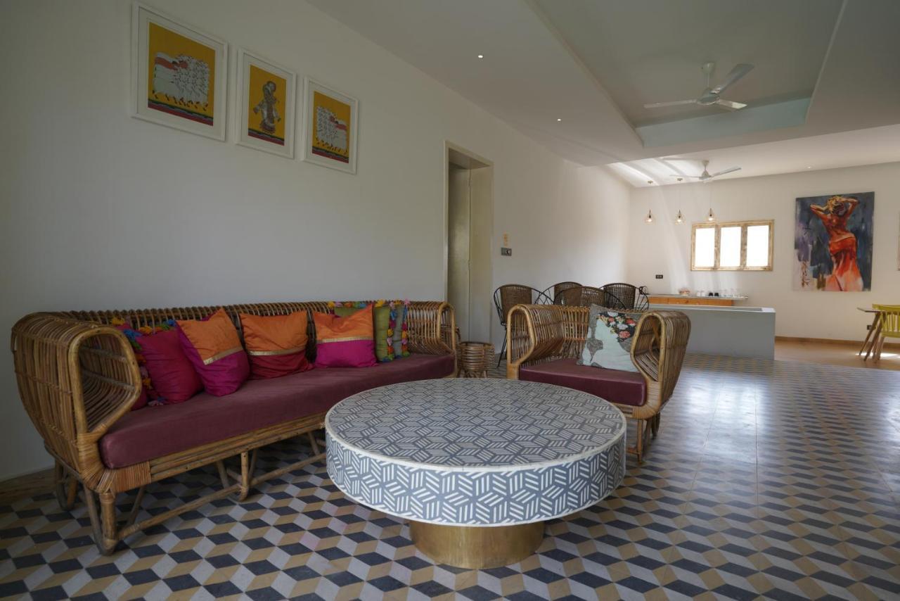Parijat Private Pool Villa 1, 2 And 3 Bhk Udaipur Eksteriør bilde