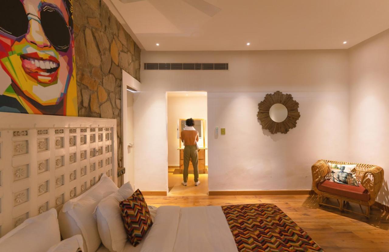Parijat Private Pool Villa 1, 2 And 3 Bhk Udaipur Eksteriør bilde