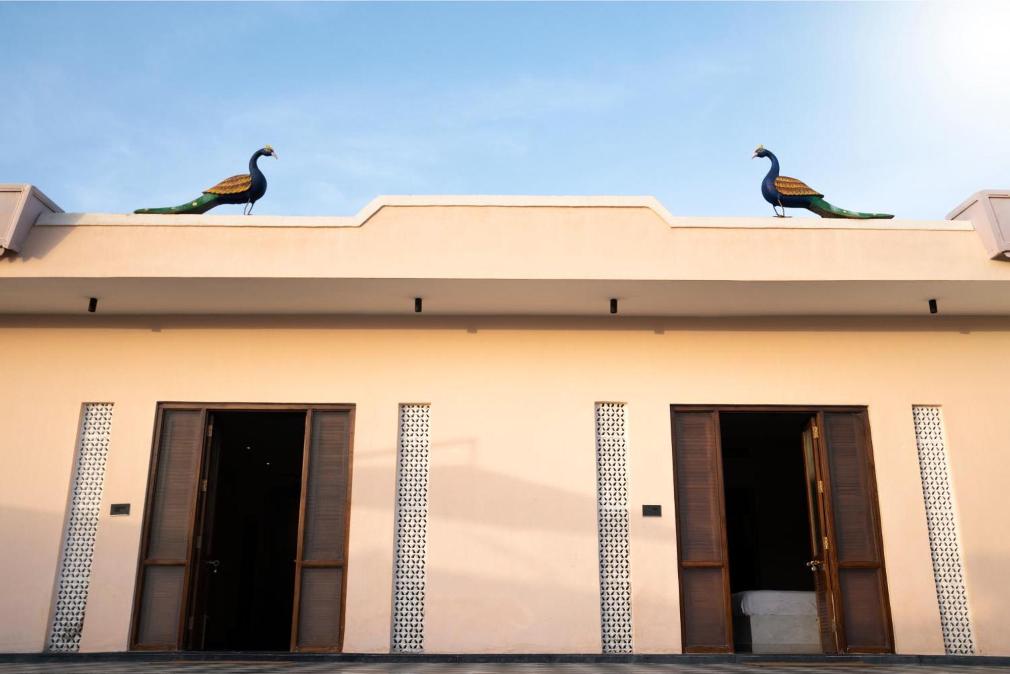 Parijat Private Pool Villa 1, 2 And 3 Bhk Udaipur Eksteriør bilde